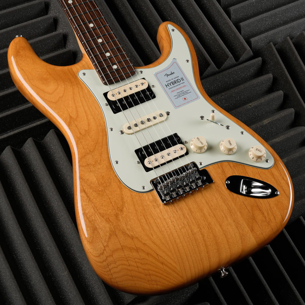 Fender MIJ Hybrid II Stratocaster HSH 2024 Collection - Vintage Natural