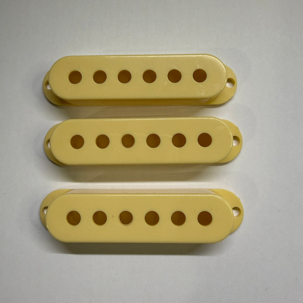 Single Coil Pickup Cover set (3 pc) for ST style guitar, Size 48mm, 50mm, 52mm, Colour Cream, Black, White