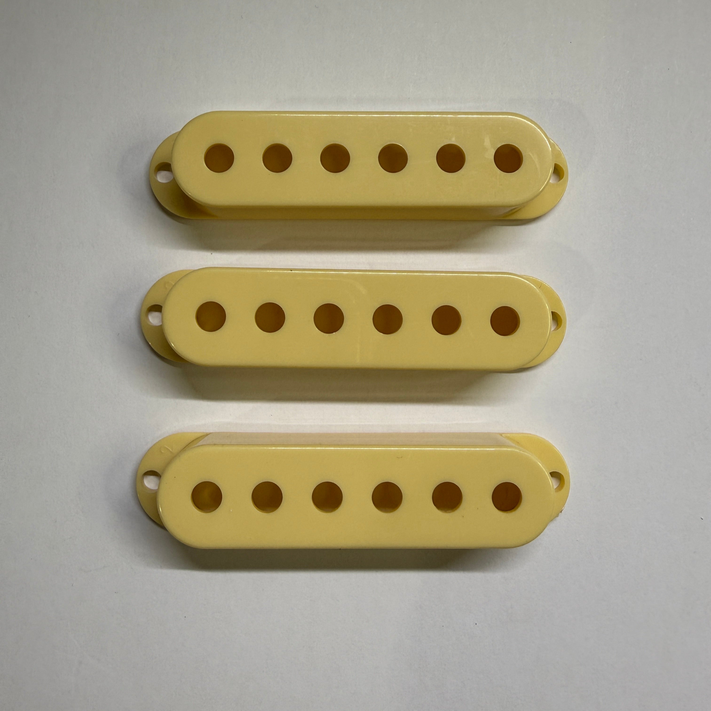 Single Coil Pickup Cover set (3 pc) for ST style guitar, Size 48mm, 50mm, 52mm, Colour Cream, Black, White
