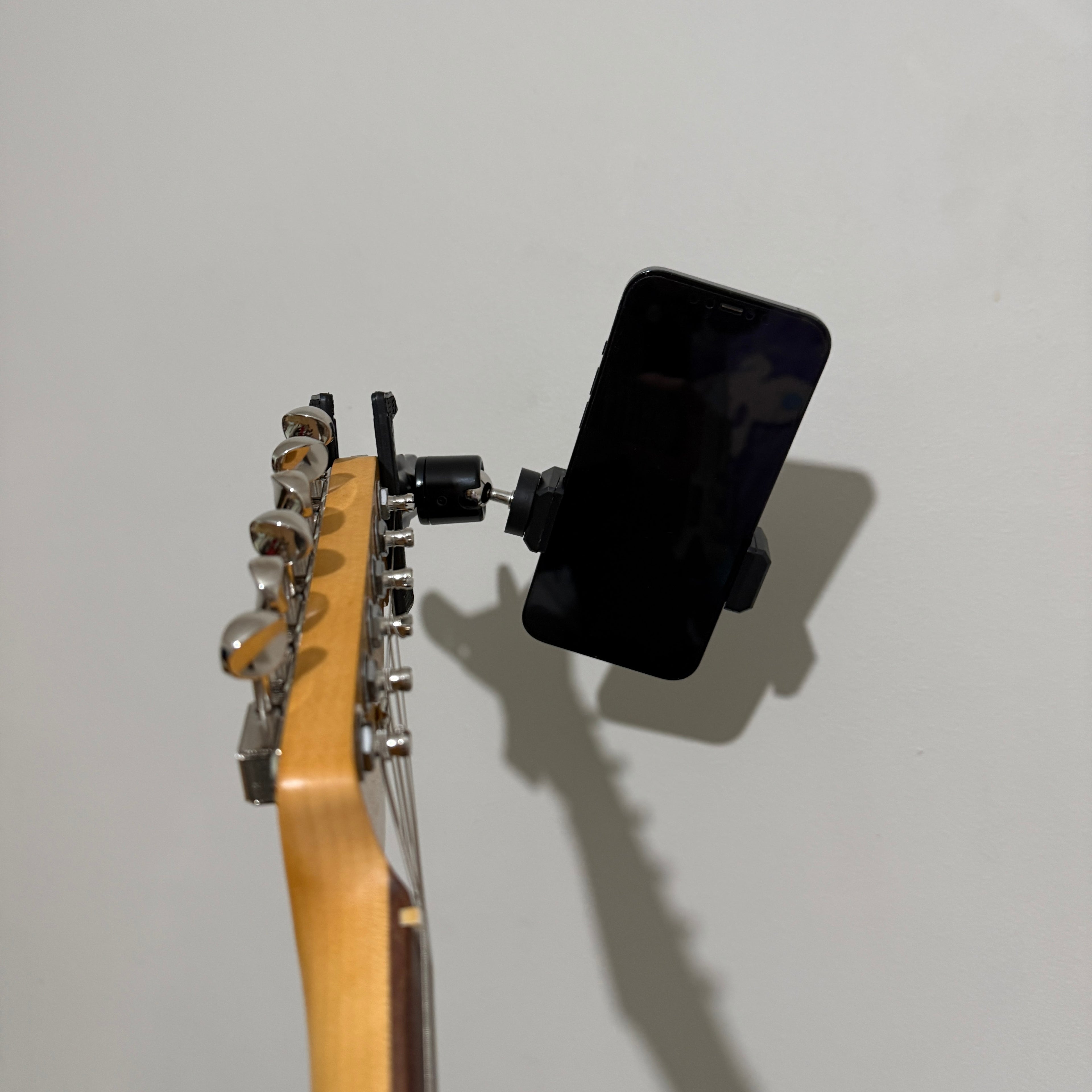 Head Clip Phone Holder Mount Stand for Guitar