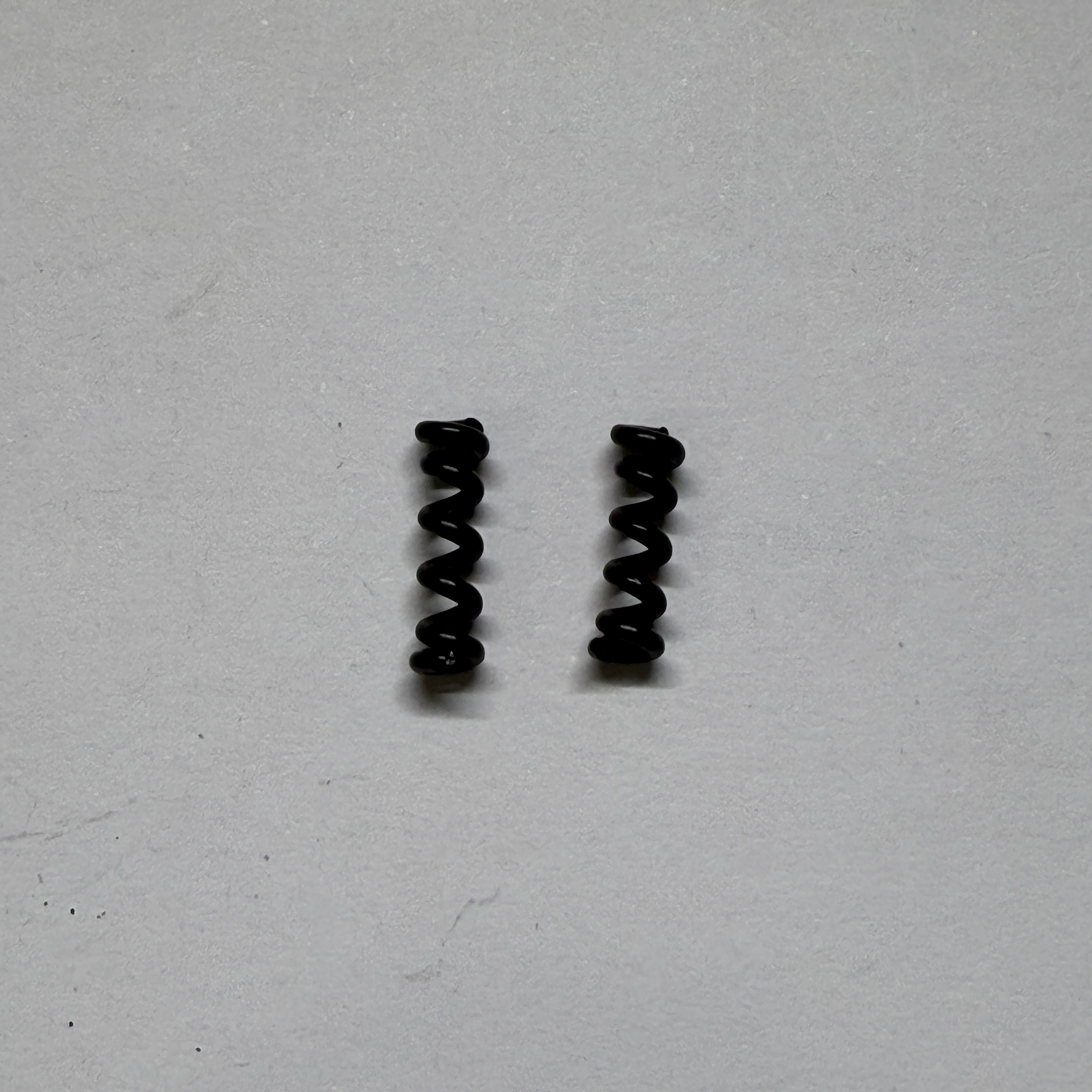 Fender Tremolo Arm Spring x 2 (2 pcs) (From Fender Part. 0994931000)