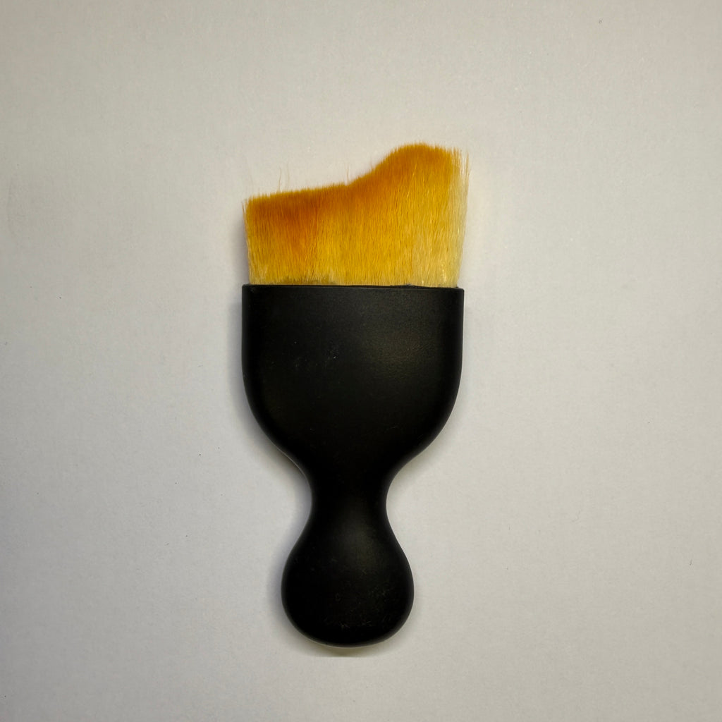 Professional Instrument Cleaning Brush for Guitar / Pedal / Gear