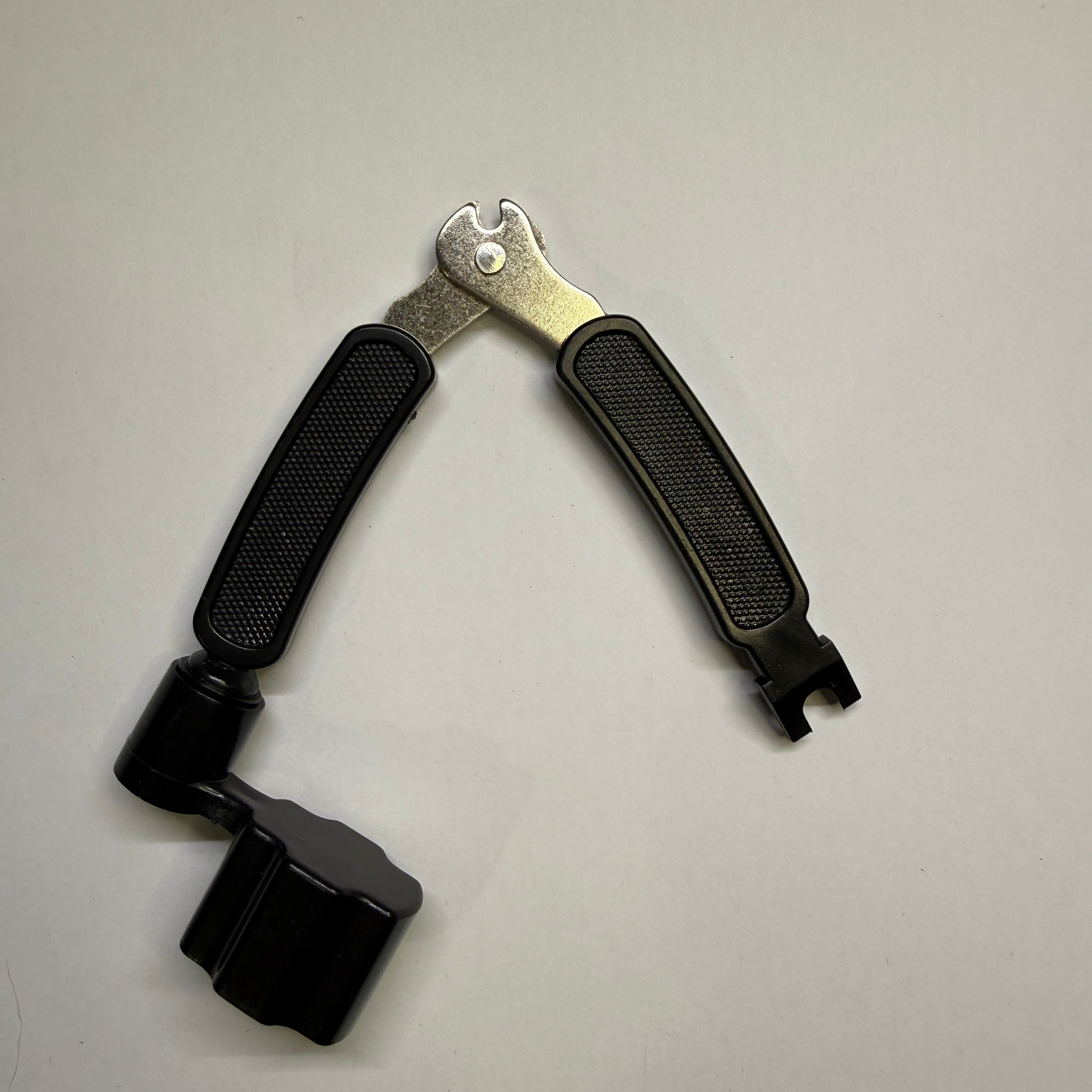 Guitar String Cutter, Winders and Bridge Pin Puller 3 in 1 Tool